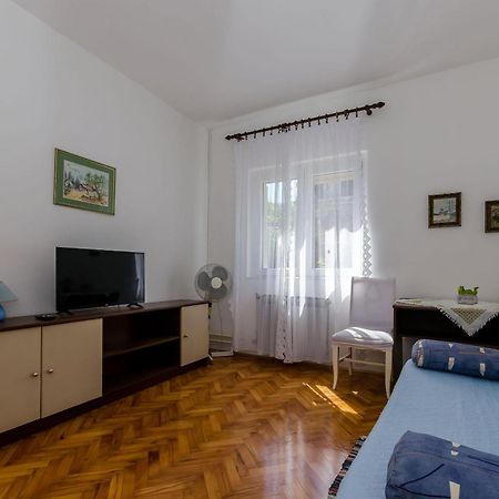 ילסה Apartments Jakov מראה חיצוני תמונה